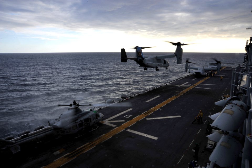 USS Bataan conducts flight operations. (11343453665)