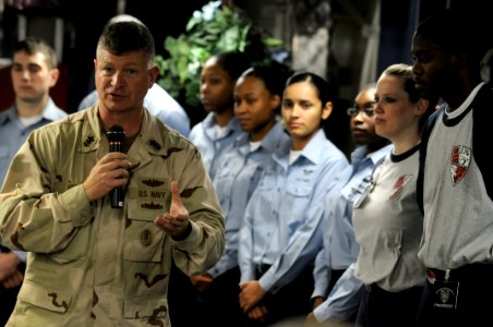 US Navy 090912-N-9818V-659 Master Chief Petty Officer of the Navy (MCPON) Rick West speaks with Sailors aboard the aircraft carrier USS Ronald Reagan (CVN 76)