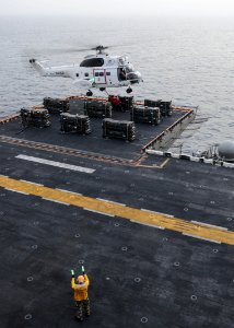 USS Bataan (LHD 5)140816-N-YC845-020 (14930389118)
