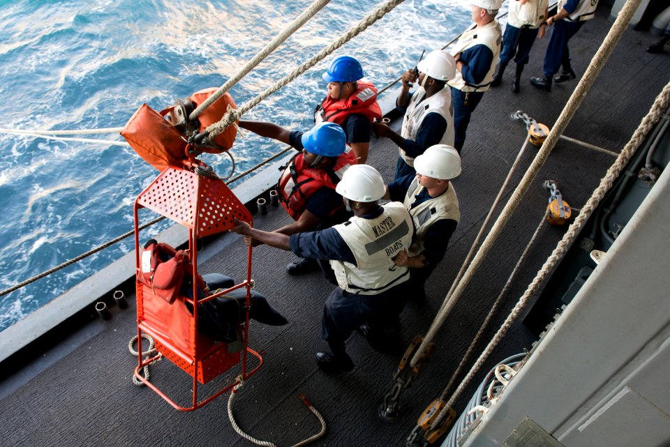 USS Bataan (LHD 5) 140911-N-HQ940-135 (15247107042)