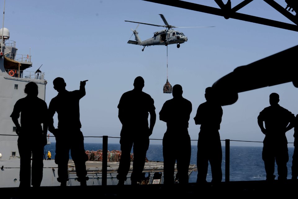USS Bataan (LHD 5) 140728-N-YC845-020 (14680102290)