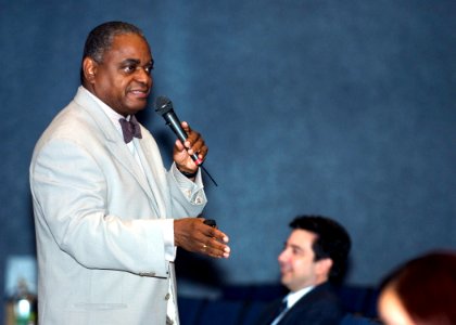 US Navy 090923-N-2638R-002 Kelvin Boston, host of Public Broadcasting Service's Moneywise speaks to service members and their families during a presentation at Commander Fleet Activities Yokosuka
