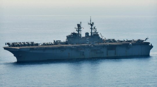 USS Bataan (LHD 5) 140515-N-HO612-012 (14010861310)