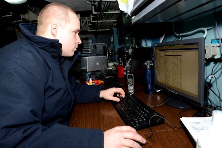 USS Bataan (LHD 5) 140508-N-JX484-005 (14143640525)