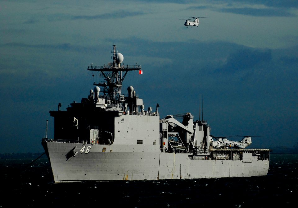 US Navy 091007-N-0807W-034 The amphibious dock landing ship USS Tortuga (LSD 46) conducts flight operations in Manila Bay