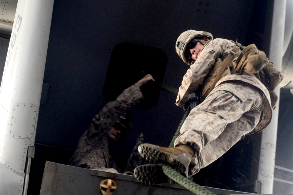 USS BATAAN (LHD 5) 140502-N-JX484-054 (13924932618)