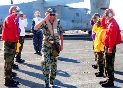 US Navy 091011-N-3165S-039 Egyptian armed forces general officer salutes side boys from the multi-purpose amphibious assault ship USS Bataan (LHD 5)