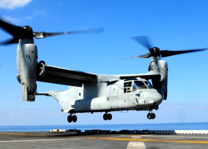 US Navy 091011-N-7508R-005 An MV-22B Osprey assigned to Marine Medium Tiltrotor Squadron (VMM) 263 (Reinforced) from the 22nd Marine Expeditionary Unit (MEU), takes off from the amphibious assault ship USS Bataan (LHD 5)