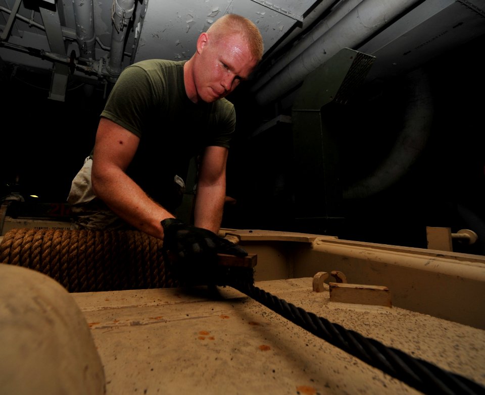 USS BATAAN (LHD 5) 140425-N-IK431-006 (14026254042)