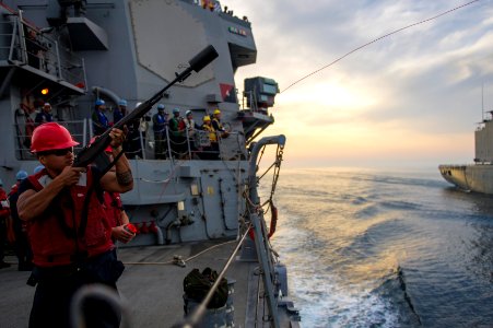 USS Bataan (LHD 5) (14140330111)