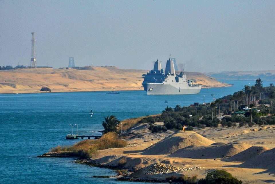 USS BATAAN (LHD 5) 140313-N-HO612-274 (13553772865)