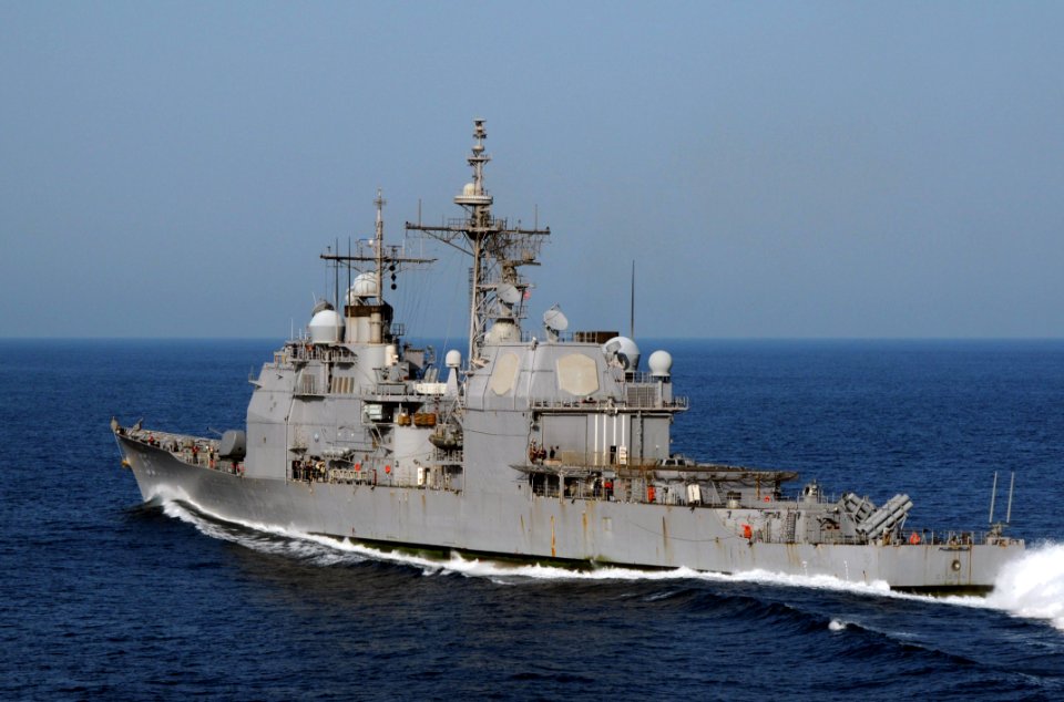US Navy 091015-N-3038W-421 The Ticonderoga-class cruiser USS Chosin (CG 65) is underway in the Indian Ocean after a replenishment at sea