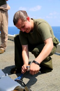 USS BATAAN (LHD 5) 140401-M-VU249-090 (13597960465)