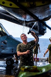 USS BATAAN (LHD 5) 140404-M-HZ646-002 (13659996794)