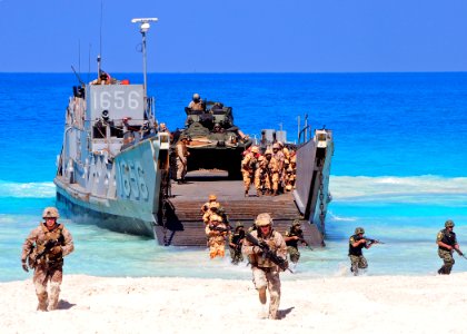 US Navy 091012-N-8132M-143 Marines assigned to the 22nd Marine Expeditionary Unit (22nd MEU), along with Marines from Kuwait and Pakistan, conduct an amphibious assault demonstration during Exercise Bright Star 2009