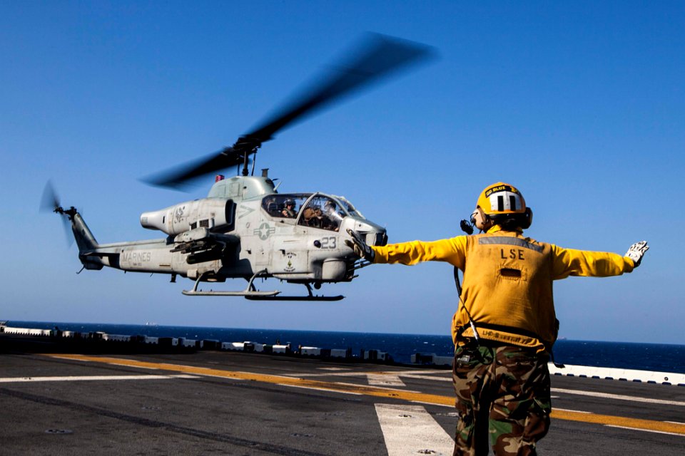 USS BATAAN (LHD 5) 140315-M-HZ646-293 (13425339634)