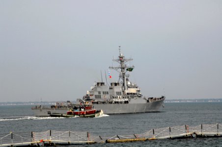 USS Barry departs Norfolk. (8455085251) photo