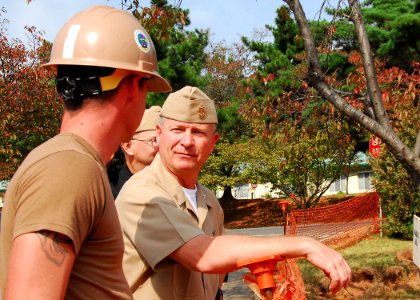 US Navy 091016-N-9573A-038 Master Chief Petty Officer of the Navy (MCPON) Rick West speaks with a Seabee from Naval Mobile Construction Battalion (NMCB) 1