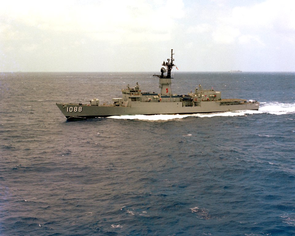 USS Barbey (FF-1088) at sea in 1981