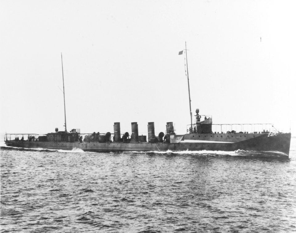 USS Aylwin - 19-N-13867