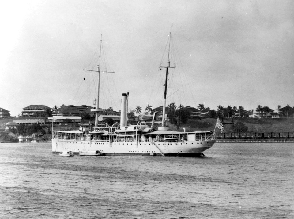 USS Asheville (PG-21) at anchor in the Panama Canal Zone, circa in the 1920s (80-G-1034878)