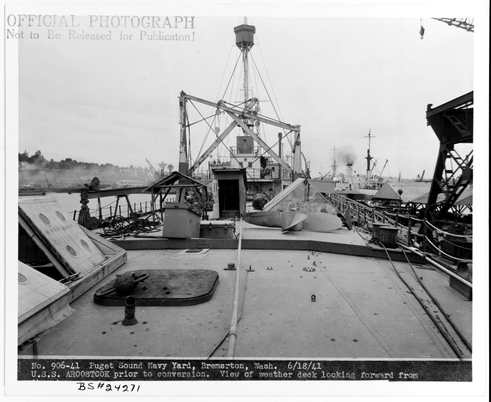 USS Aroostook - 19-N-24271