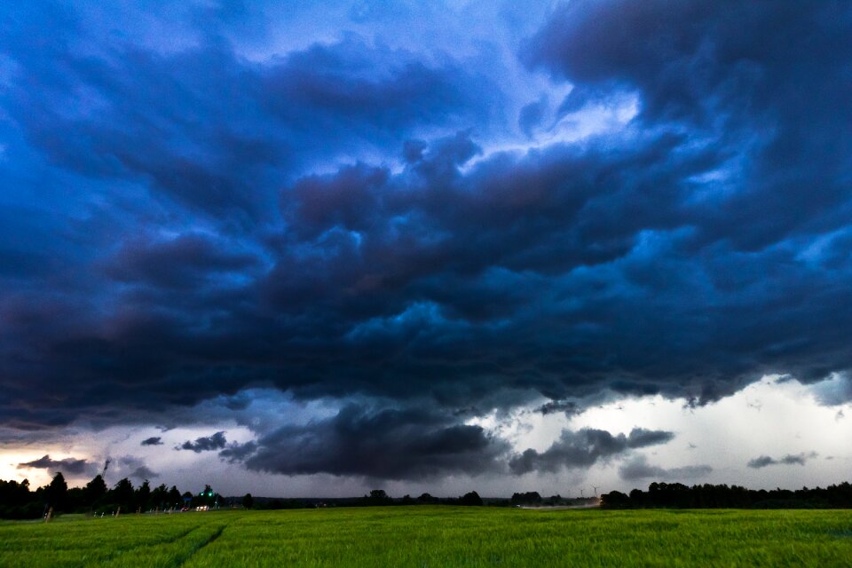 Storm hunting meteorology monster