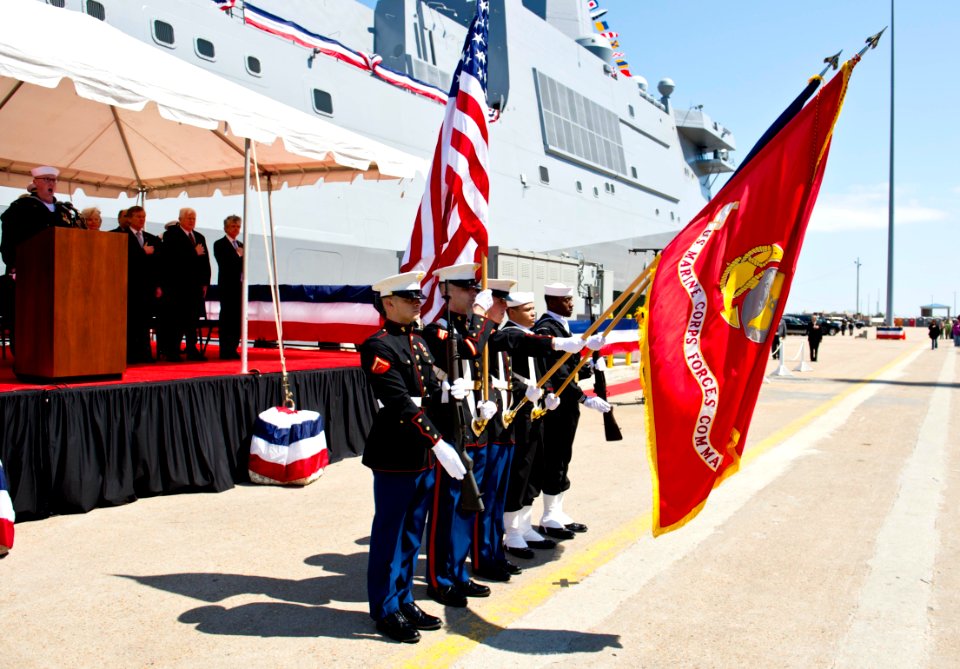 USS Arlington Commissioning Ceremony 130406-N-ZE938-054