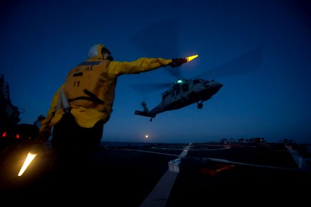 USS Arleigh Burke activity 140614-N-WD757-322