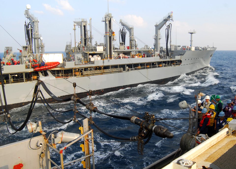 US Navy 091030-N-5538K-114 An underway replenishment detail aboard the amphibious transport dock ship USS Denver (LPD 9) connects a fuel probe