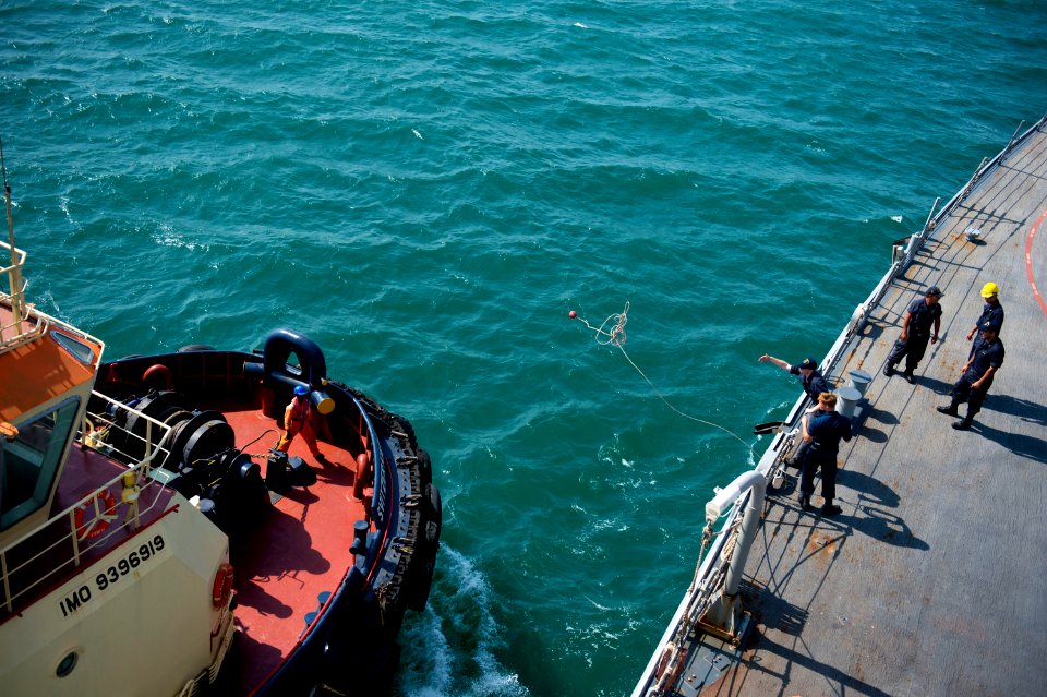 USS Arleigh Burke (DDG 51) 140808-N-WD757-194 (14725989140)