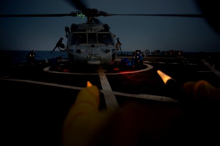 USS Arleigh Burke 140614-N-WD757-117