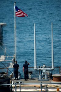 USS Arleigh Burke (DDG 51) 140709-N-WD757-273 (14714594622)