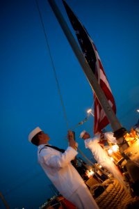 USS Arleigh Burke (DDG 51) 140427-N-WD757-300 (13980600750)
