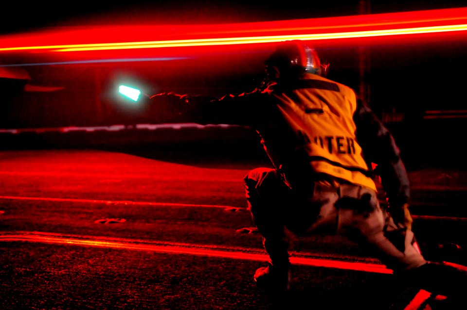 US Navy 091108-N-2610F-113 Lt. Hector Laus, from Dededo, Guam, launches an F-A-18E Super Hornet from the Argonauts of Strike Fighter Squadron