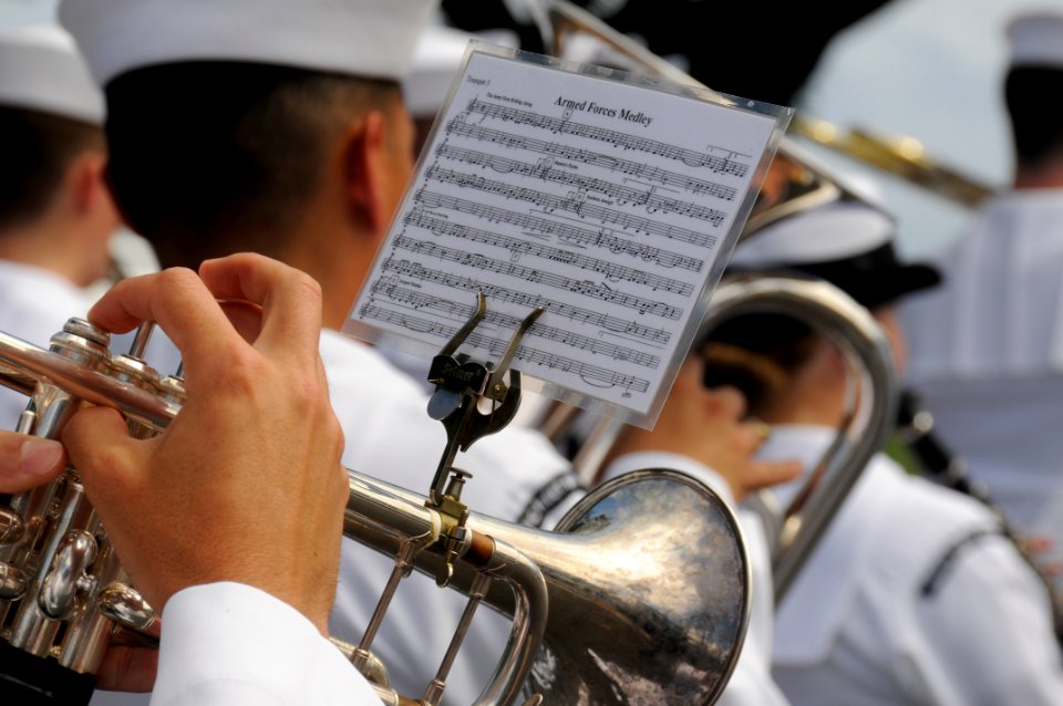 US Navy 091107-N-7498L-209 Sailors assigned to the U.S. Pacific Fleet Band march in a Veteran's Day parade