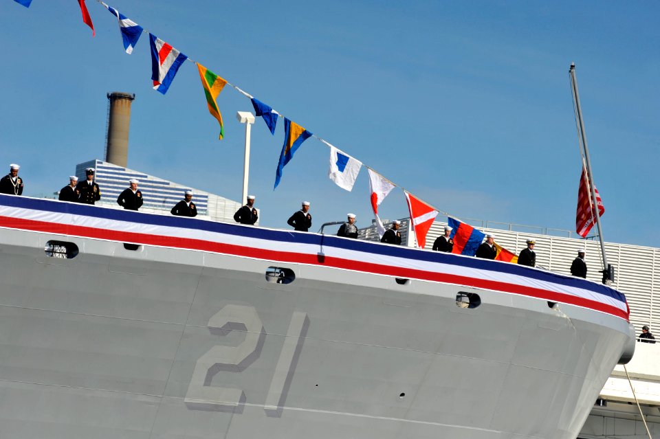 US Navy 091107-N-8273J-247 Sailors man the ship and bring her to life during the commissioning ceremony of the of the amphibious transport dock ship USS New York (LPD 21) in New York City