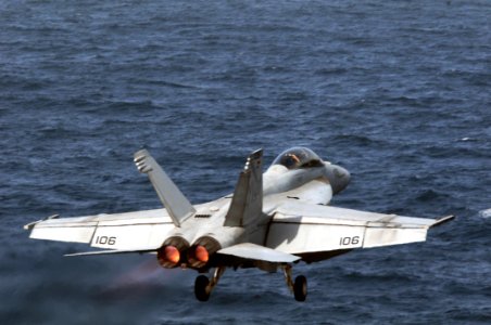 US Navy 091109-N-3038W-087 An F-A-18F Super Hornet assigned to the Black Aces of Strike Fighter Squadron (VFA) 41 launches from the aircraft carrier USS Nimitz (CVN 68)