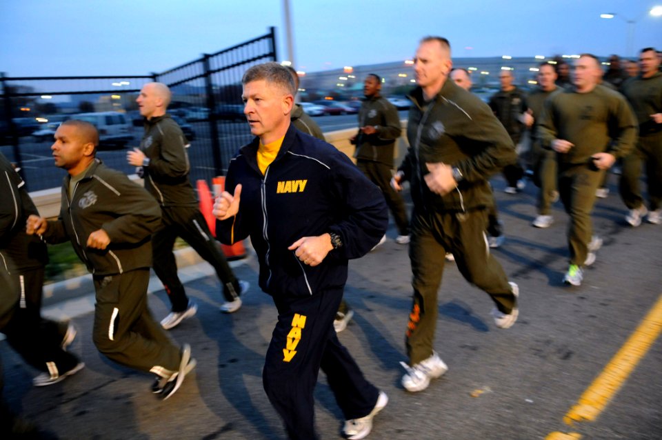 US Navy 091110-N-9818V-013 Master Chief Petty Officer of the Navy (MCPON) Rick West joins U.S. Marines from the Washington area for a fun run to the Iwo Jima memorial in celebration of the 234th birthday of the U.S. Marine Corp