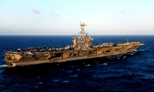 US Navy 091114-N-2475A-074 USS John C. Stennis (CVN 74) conducts a vertical replenishment with USNS Guadalupe (T-AO 200)
