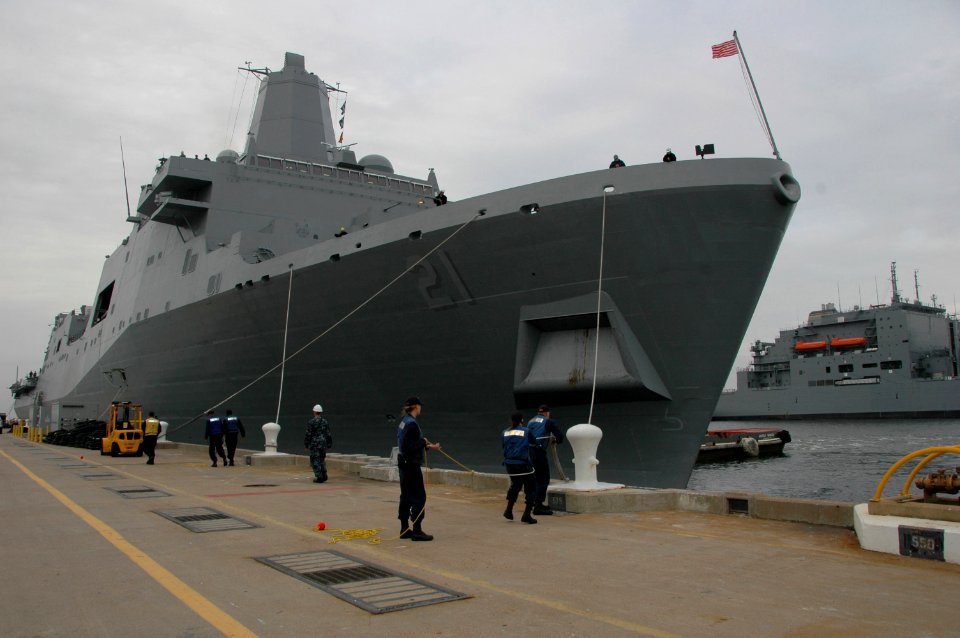 US Navy 091118-N-9806M-003 USS New York (LPD 21) arrives at its homeport of Naval Station Norfolk
