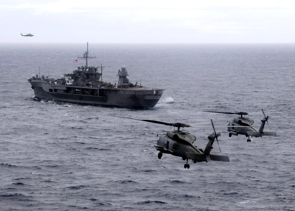 US Navy 091117-N-1644H-527 The amphibious command ship USS Blue Ridge (LCC 19) is underway in the Pacific Ocean