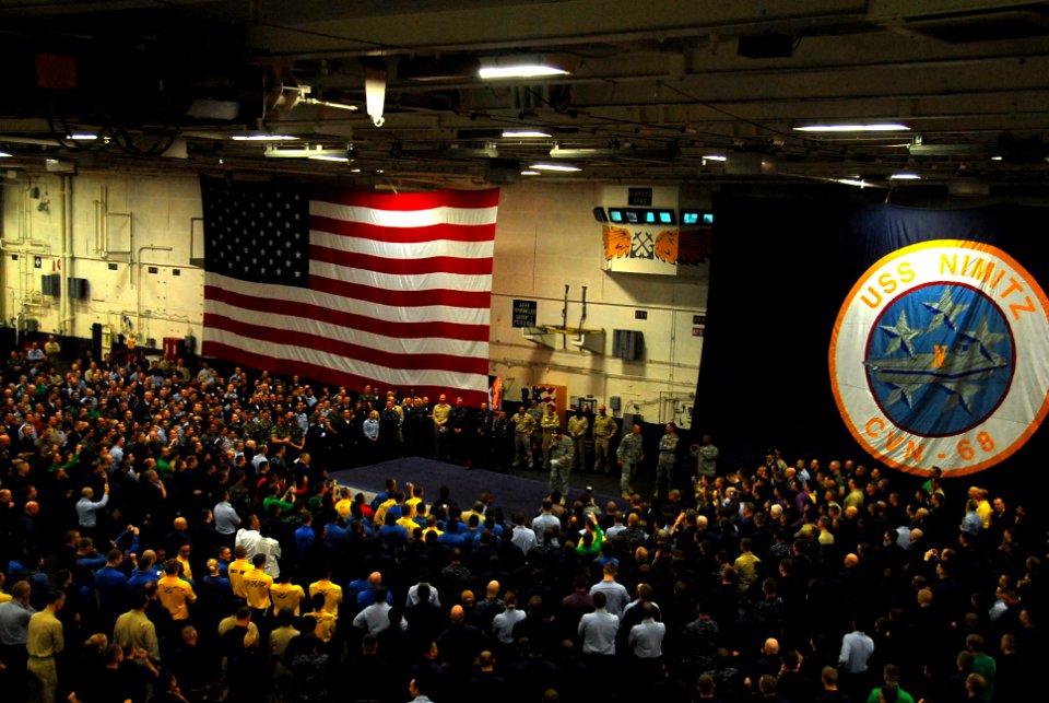 US Navy 091126-N-1786N-024 Gen. David H. Petraeus, commander, U.S. Central Command, speaks with Sailors during an all-hands call aboard the aircraft carrier USS Nimitz (CVN 68)