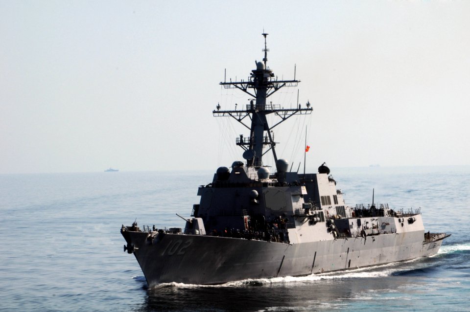US Navy 091127-N-3038W-002 The guided-missile destroyer USS Sampson (DDG 102) is underway the Gulf of Oman