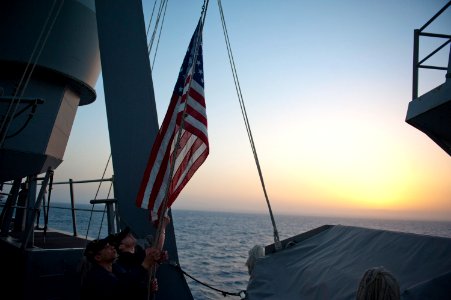 USS ARLEIGH BURKE (DDG 51) 140320-N-WD757-449 (13424965453)