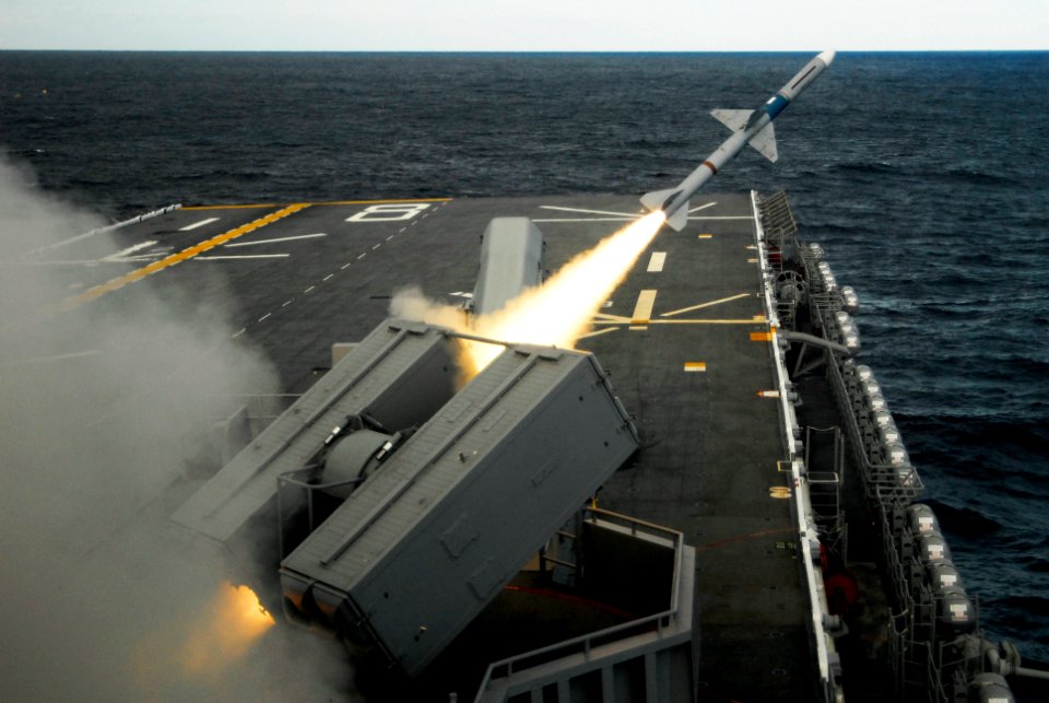 US Navy 091208-N-9493W-003 The amphibious assault ship USS Makin Island (LHD 8) launches its first NATO Sea Sparrow missile during combined combat system ship qualifications trials