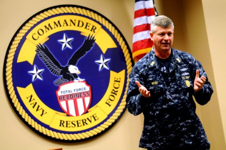 US Navy 091214-N-9818V-293 Master Chief Petty Officer of the Navy (MCPON) Rick West takes questions during an all-hands call during his tour of Naval Reserve Force Command photo