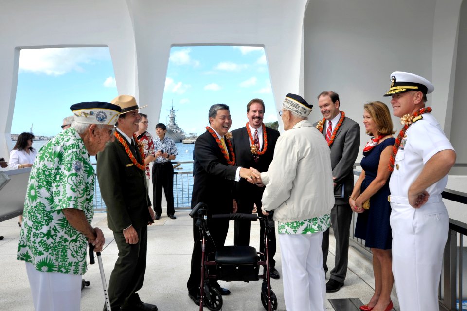 USS Arizona Memorial wreath laying ceremony 140313-N-IU636-103