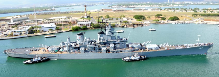 US Navy 100107-N-3666S-335 The battleship EX-USS Missouri (BB 63) returns to Ford Island after finishing scheduled repairs at Pearl Harbor Naval Shipyard