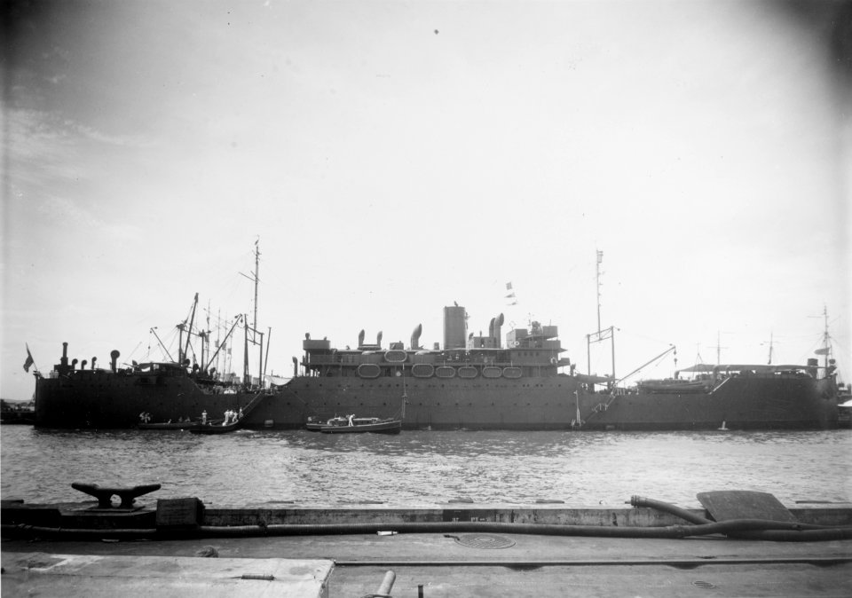 USS Argonne - 19-N-25207